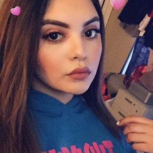 Meet your Posher, Davalynn